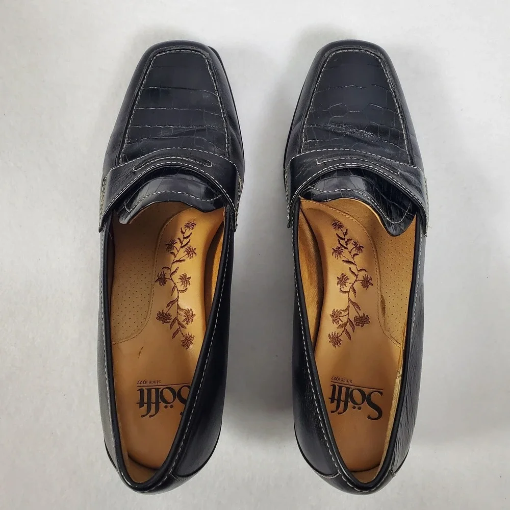 Sofft‎ Black Faux Croc Embossed Leather Kitten Heel Loafers Size 7.5 M - Picture 3 of 9